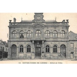 NOTRE-DAME-de-LIESSE : hotel de ville - tres bon etat
