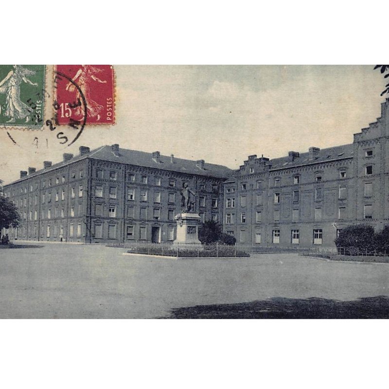 GUISE : le familistere - tres bon etat