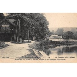 SOISSONS : bords de l'aisne, chalet de la nautique soissonnaise - tres bon etat