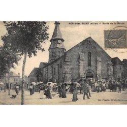 NERIS-les-BAINS : sortie de la messe - tres bon etat