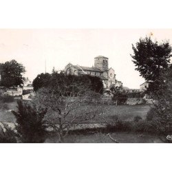 CHATEL-MONTAGNE : eglise romane XIe siecle - tres bon etat