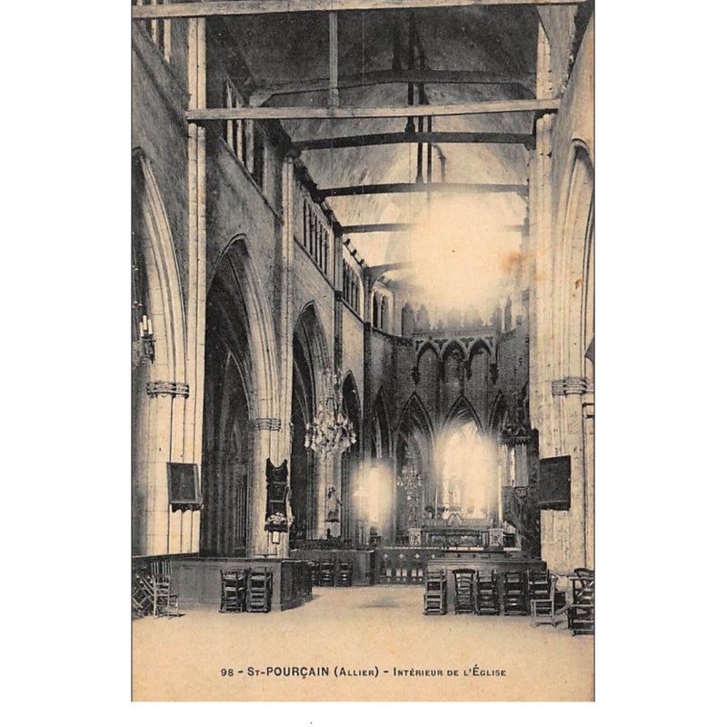 SAINT-POURCAIN : interieur de l'eglise - tres bon etat