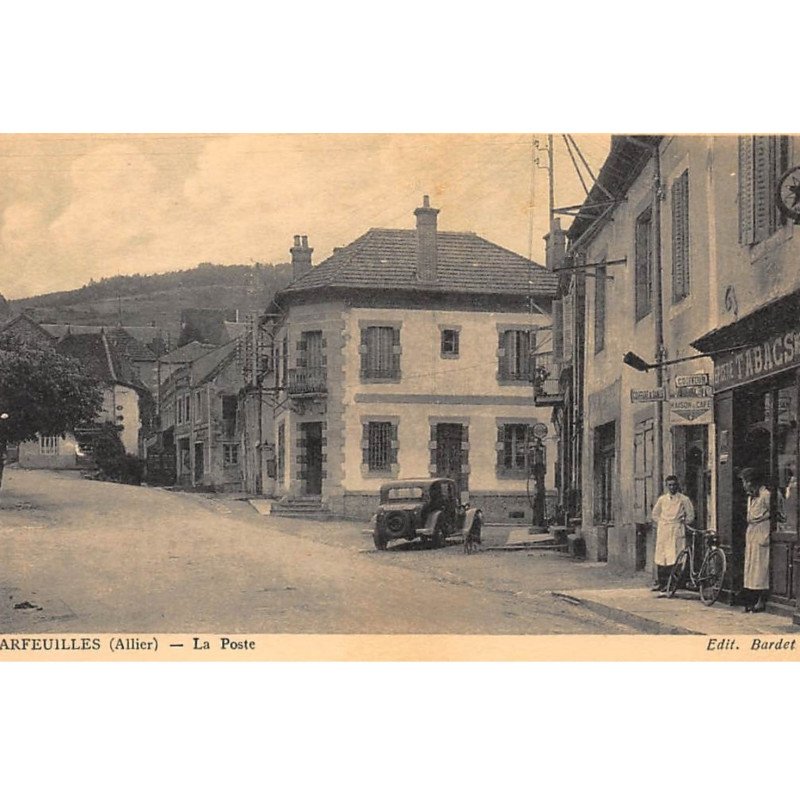ARFEUILLES : la poste - tres bon etat
