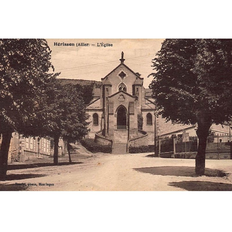 HERISSON : l'eglise - etat