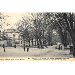 MOULINS : le boulevard choisy, pres la prefecture - tres bon etat