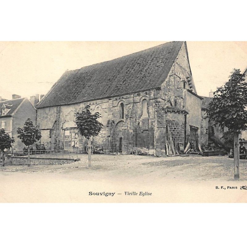 SOUVIGNY : vieille eglise - tres bon etat