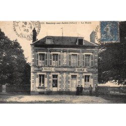 GANNAY-sur-LOIRE : la mairie - tres bon etat