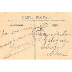 ETROUSSAT : place de l'eglise - tres bon etat