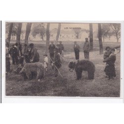LOIRE ATLANTIQUE : les nomades, montreurs d'ours - etat