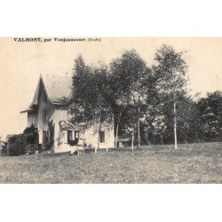 VALMONT : une maison - etat