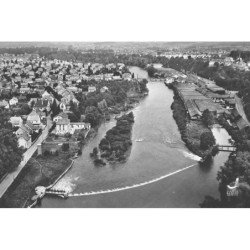 VALENTIGNEY : le doubs et les usines peugeot - etat