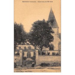 MACHAULT : eglise datant du XIIe siecle - etat