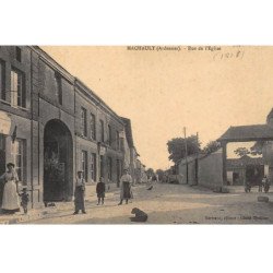 MACHAULT : rue de l'eglise - etat