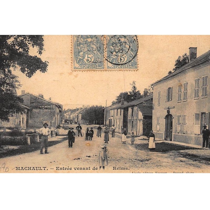 MACHAULT : entrée venant de reims - tres bon etat