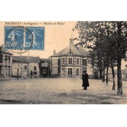 MACHAULT : mairie et place - tres bon etat