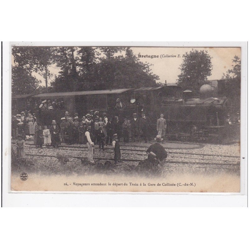COLLINEE : voyageurs attendant le départ du train à la gare de colline - très bon état