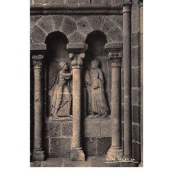 Albert MONIER : ydes, bas-reliefs du porche de l'eglise romane XIIe siecle, l'annonciation - tres bon etat