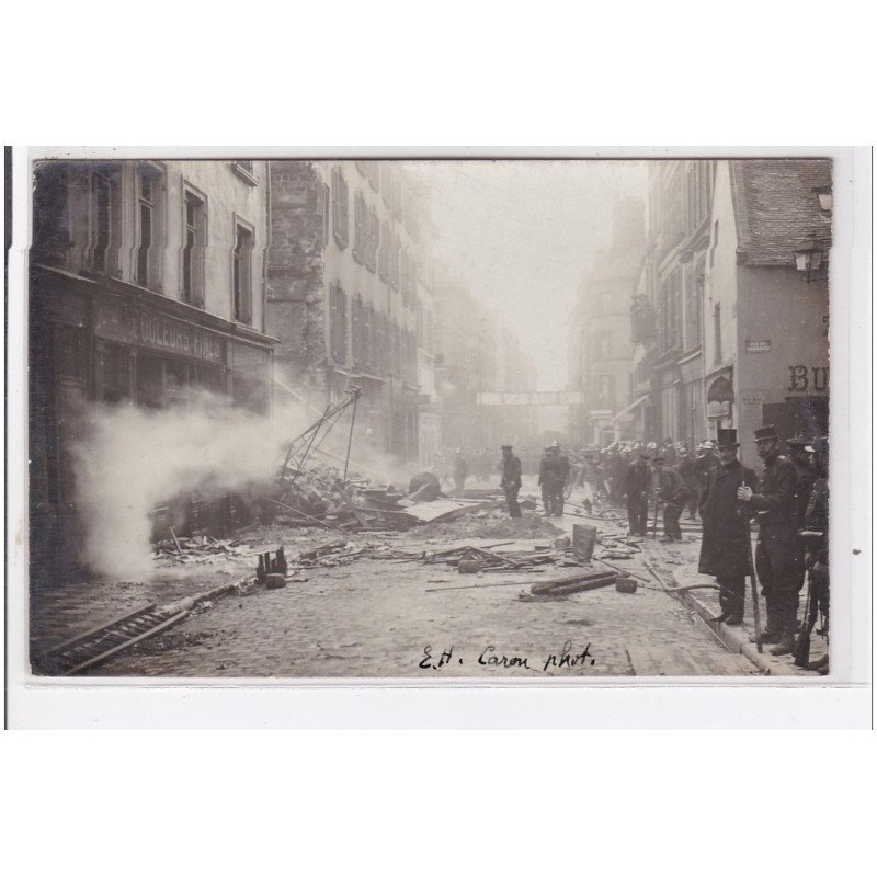 PARIS : angle rue de coraine, rue petit, incendie, pompiers - tres bon etat