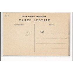 CONCARNEAU : a l'abri du marin vieux loups de mer faisant leur partie de vache - tres bon etat