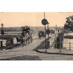 VICHY : le pont - tres bon etat