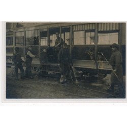 PARIS : carte photo d'un tramway (place de l'Etoile à La Villette)  - très bon état