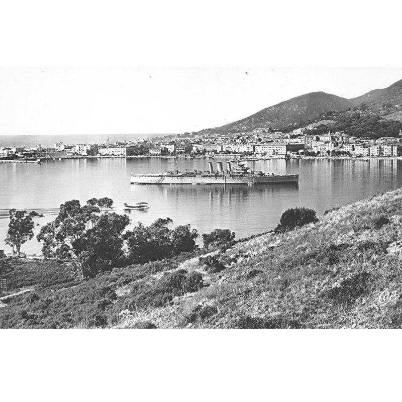 AJACCIO : le golfe et la ville - tres bon etat