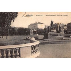 AJACCIO : place du diamant et statue de napoleon 1er - etat