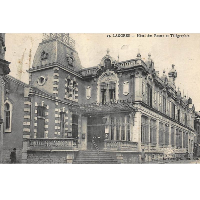 LANGRES : hotel des postes et telegraphes - tres bon etat