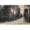 LONGPRE-les-CORPS-SAINTS : avenue de la gare
