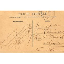 LONGPRE-les-CORPS-SAINTS : place de la gare - tres bon etat