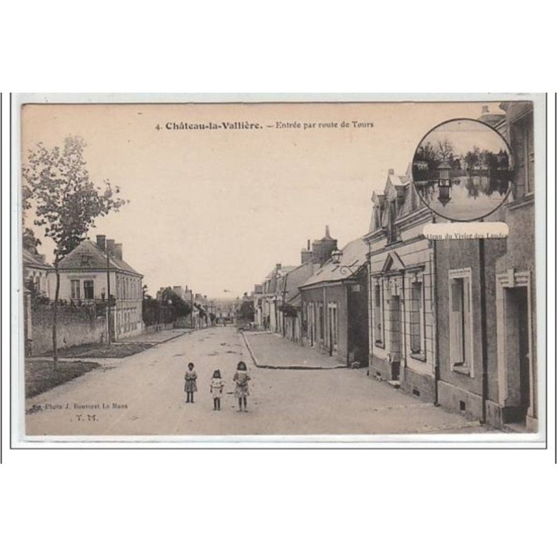 CHATEAU LA VALLIERE : entrée par route de tours - Château du Viver des Landes - très bon état