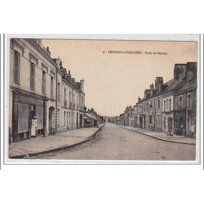 CHATEAU LA VALLIERE : route de Rennes - très bon état