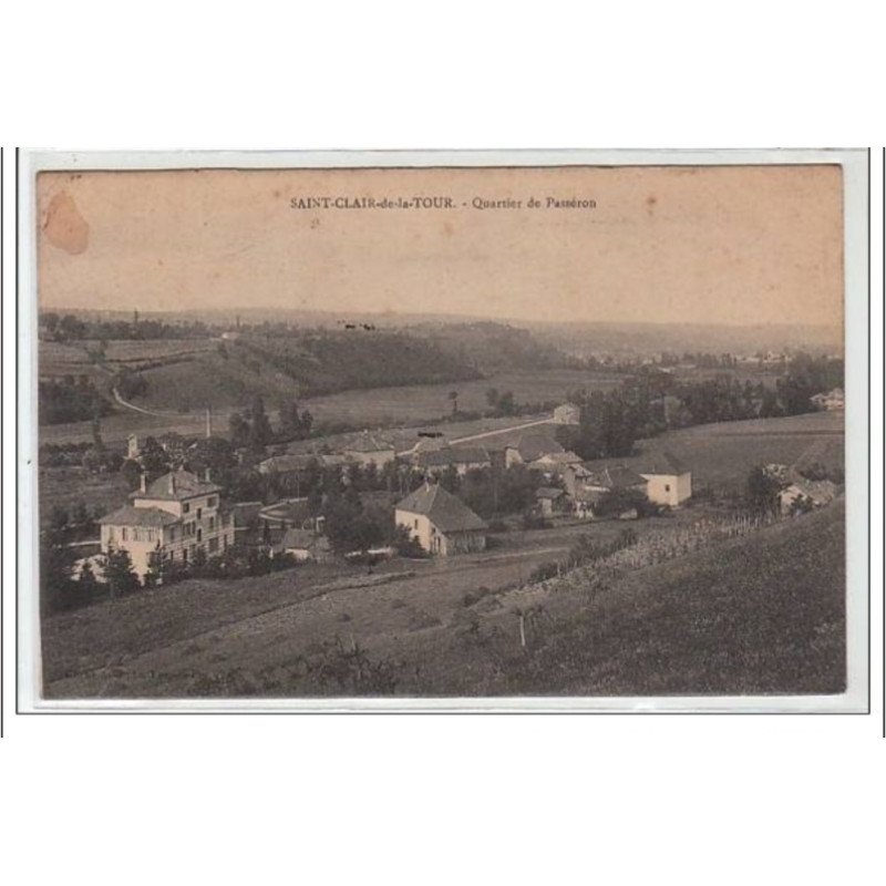 SAINT CLAIR DE LA TOUR : quartier de Passéron - très bon état