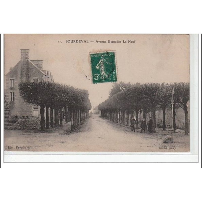 SOURDEVAL - Avenue Bernadin le Neuf - très bon état