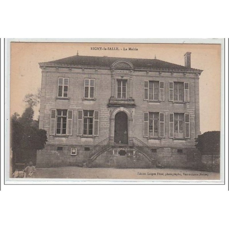 RIGNY LA SALLE : la mairie - très bon état