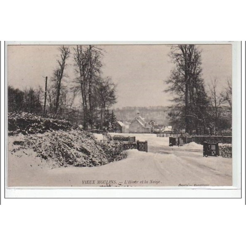 VIEUX MOULINS : l'hiver et la neige - très bon état
