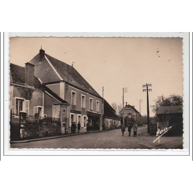 SAINT GERMAIN DE LA COUDRE : la mairie - très bon état