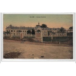 BILLOM : groupe scolaire - très bon état