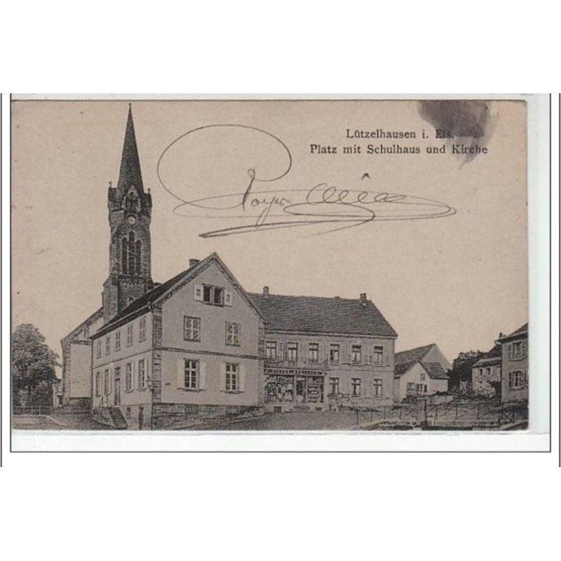 LÜTZELHAUSEN - la place avec les écoles et l'église - très bon état LÜTZELHAUSEN - la place avec les écoles et l'église - très bon état