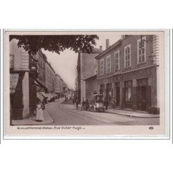 VILLEFRANCHE - Rue Victor Hugo - très bon état