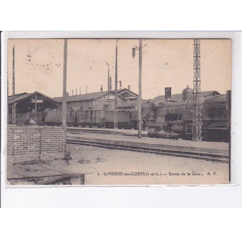 SAINT-PIERRE-des-CORPS: entrée de la gare - très bon état