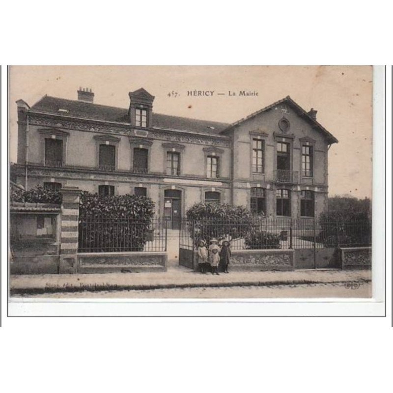 HERICY - la mairie - très bon état