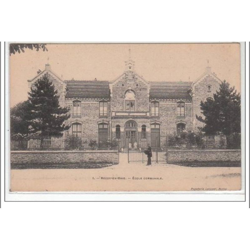 ROZOY EN BRIE : école communale - très bon état