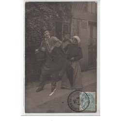 LE MANS : carte photo pendant les fêtes de Bienfaisance 1904 (cachet - travestis) - très bon état