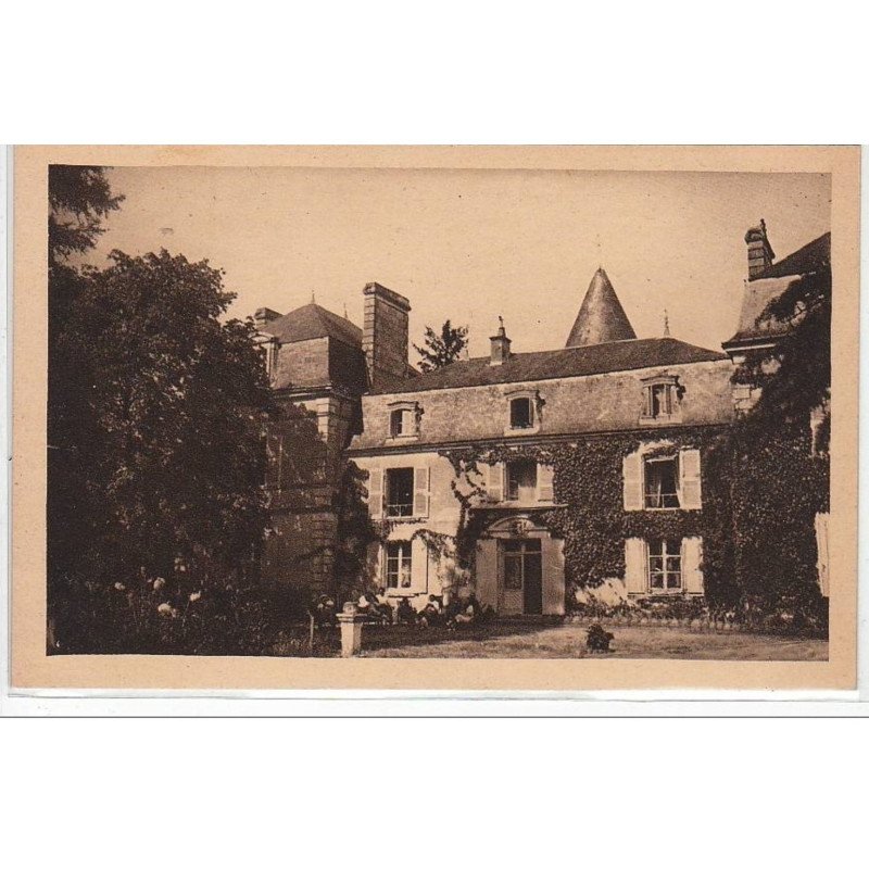 LENCLOITRE : château de La Boutière - pension familiale - maison de repos - très bon état LENCLOITRE : château de La Boutière - pension familiale - maison de repos - très bon état