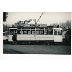 FONTAINEBLEAU : "photo environ 1950 format et papier CPA" tramway motrice 17 Ripolin express - tres bon etat