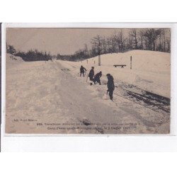 ANDELOT-en-MONTAGNE: gare, travailleurs déblayant les voies obstruées par la neige - très bon état
