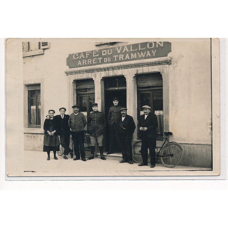 AUDINCOURT : rue de seloncourt (il n'y a plus de commerce aujourd'hui), cafe du vallon, arret du tramway - tres bon etat