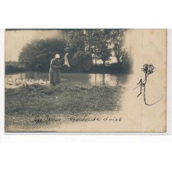 LES CHOUX : gardeuse d'oies - tres bon etat