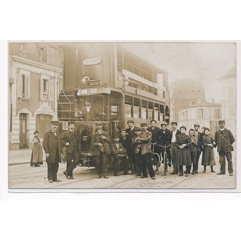 NEUILLY sur SEINE : tramway avec personnages et ciclystes - tres bon etat